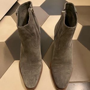 Dolce Vita Silma Booties - Blue / Grey suede